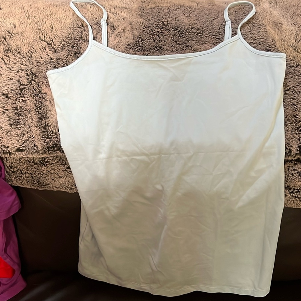 Loft medium under shirt